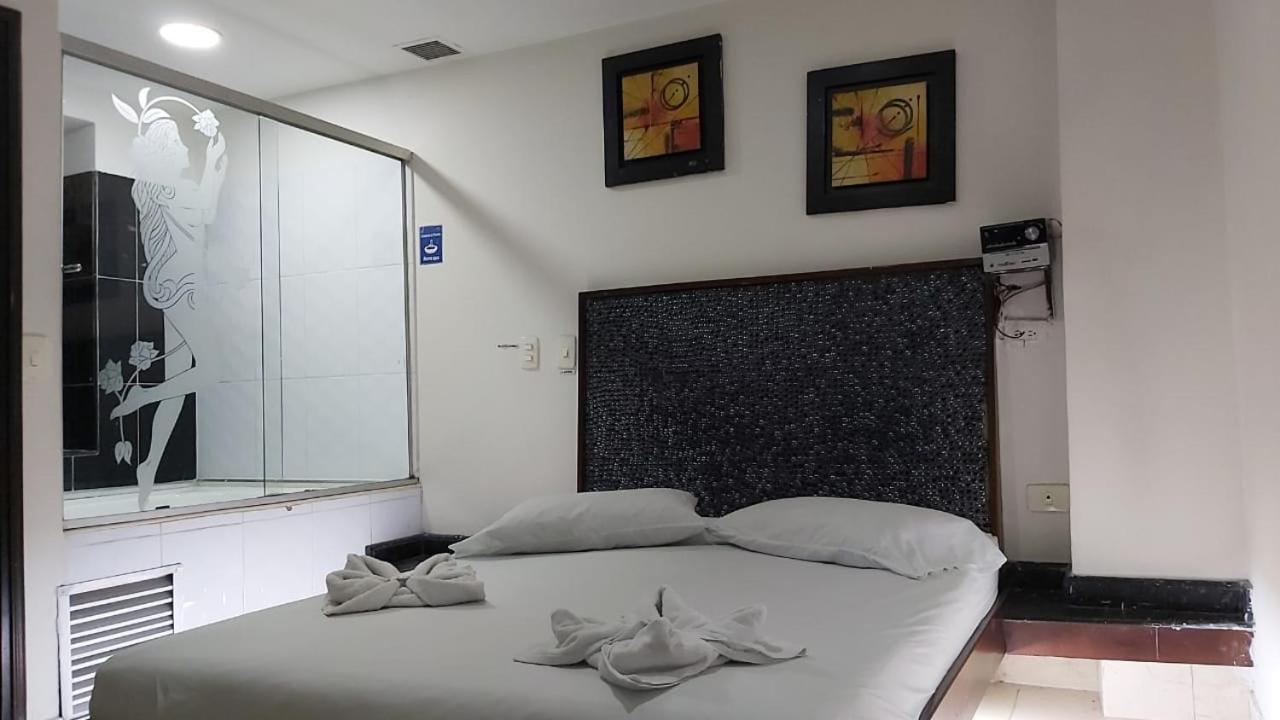 Hotel Marat Suite Medellín Exterior foto